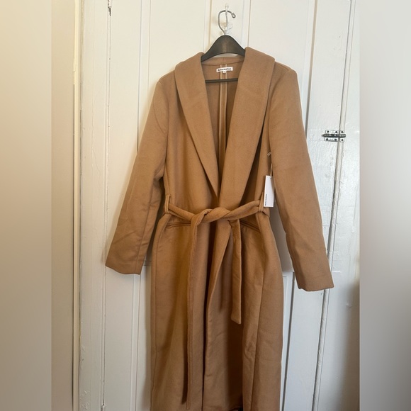 Reformation Downing Coat in Camel - Picture 4 of 8